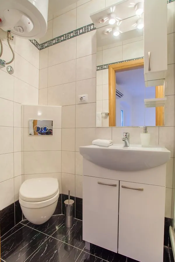 Apartments Calma Cres